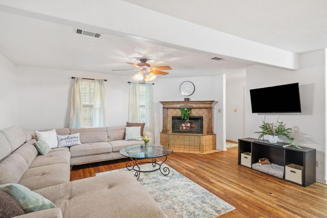 5933 Fm 1374 Road, New Waverly, TX 77358