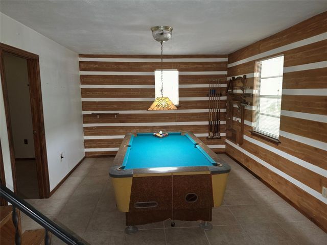 3377 Pine Lane, Saratoga, TX 77585