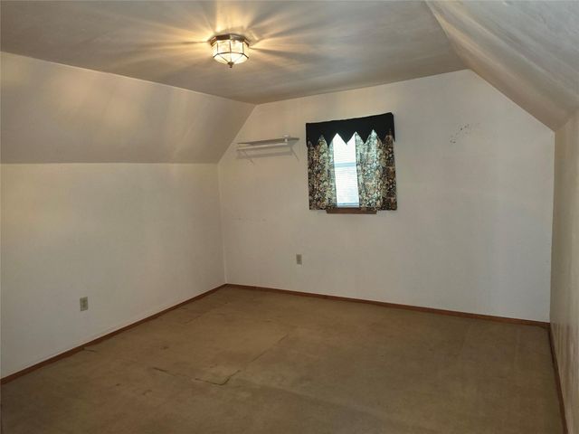 3377 Pine Lane, Saratoga, TX 77585