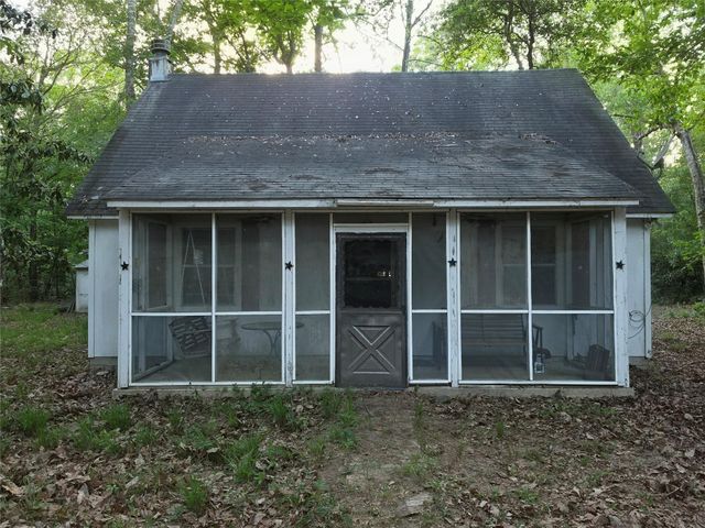 3377 Pine Lane, Saratoga, TX 77585