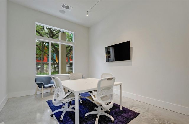 13130 Pond Springs RD 1105, Austin, TX 78729