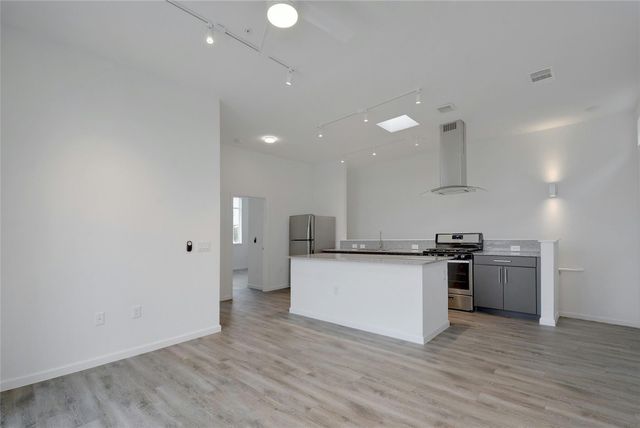 13130 Pond Springs RD 1105, Austin, TX 78729