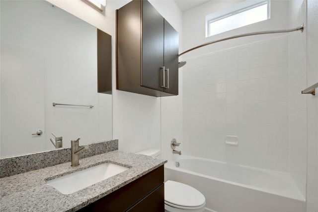 13130 Pond Springs RD 1105, Austin, TX 78729