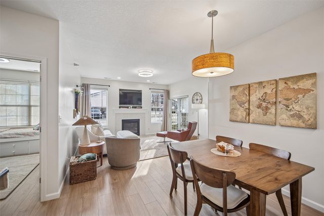 1313 SE University Avenue 102, Waukee, IA 50263