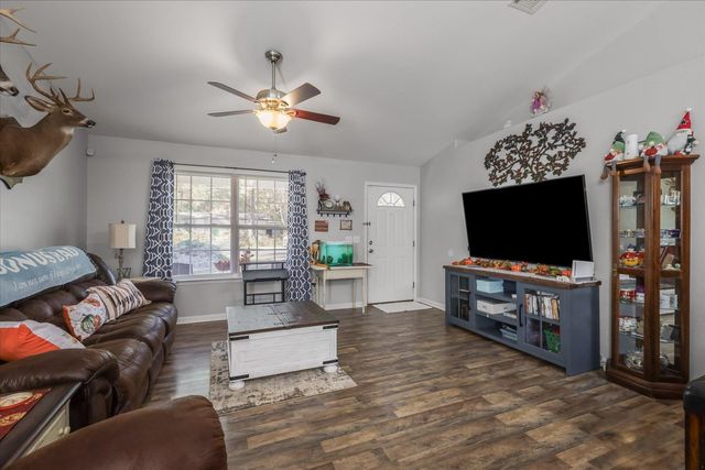 83 Dakota Drive, Crawfordville, FL 32327