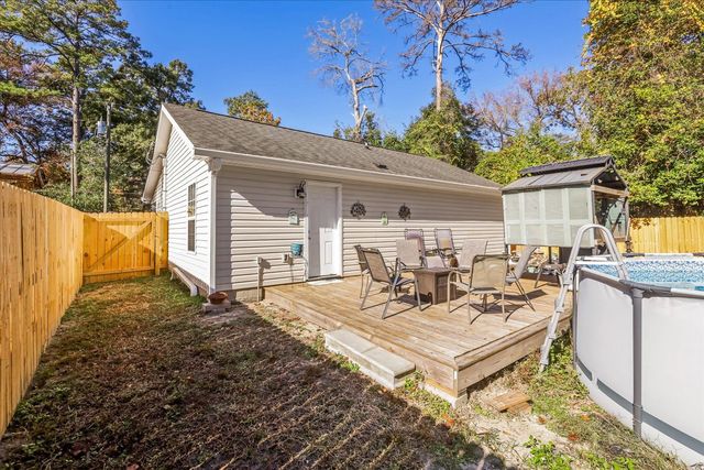 83 Dakota Drive, Crawfordville, FL 32327