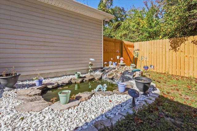 83 Dakota Drive, Crawfordville, FL 32327