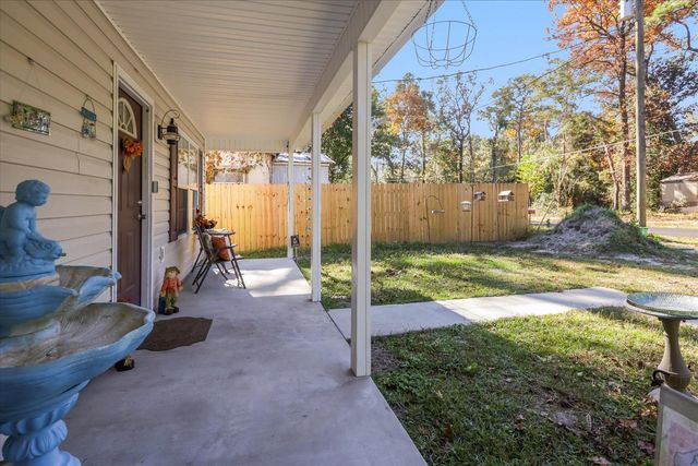 83 Dakota Drive, Crawfordville, FL 32327