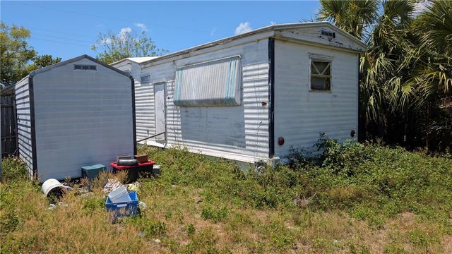 1810 HOLIDAY DRIVE, Holiday, FL 34691