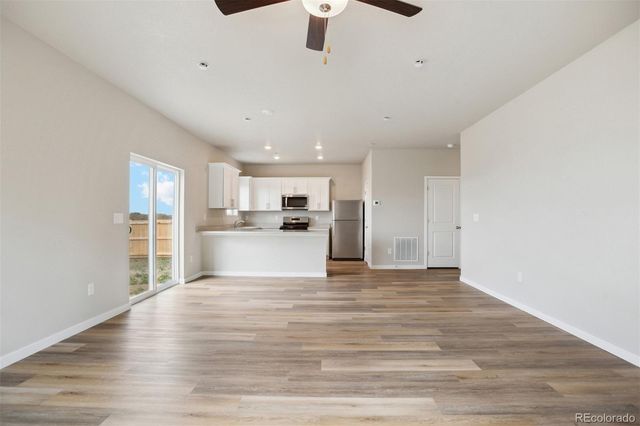 48200 Shetland Drive, Bennett, CO 80102