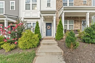 833 Westcott Ln, Antioch, TN 37013