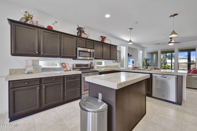 12368 W RUNNING DEER Court, Peoria, AZ 85383