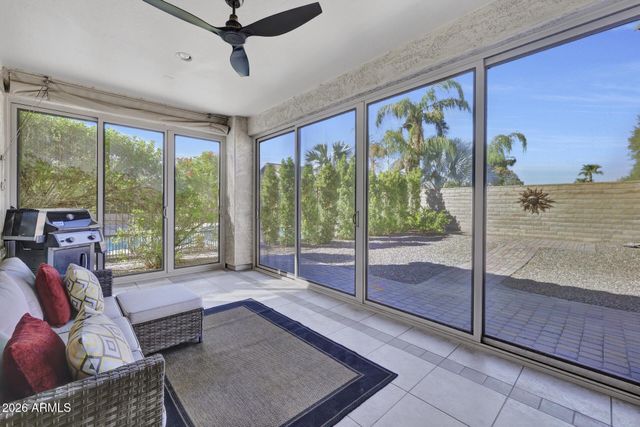 12368 W RUNNING DEER Court, Peoria, AZ 85383