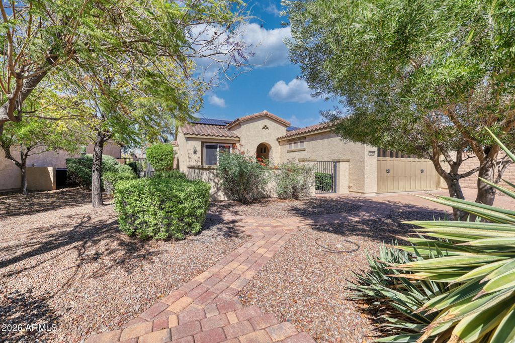 12368 W RUNNING DEER Court, Peoria, AZ 85383 — photo 2