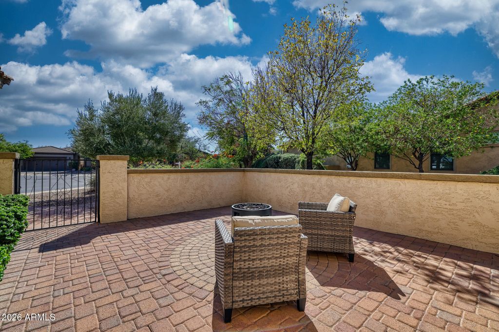 12368 W RUNNING DEER Court, Peoria, AZ 85383 — photo 3