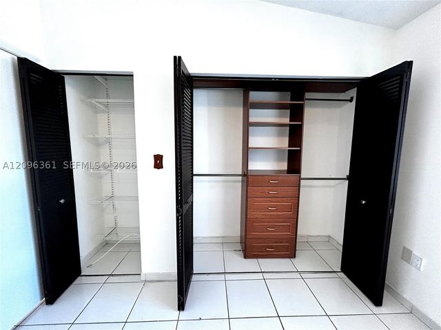 11841 SW 18th St 3-21, Miami, FL 33175
