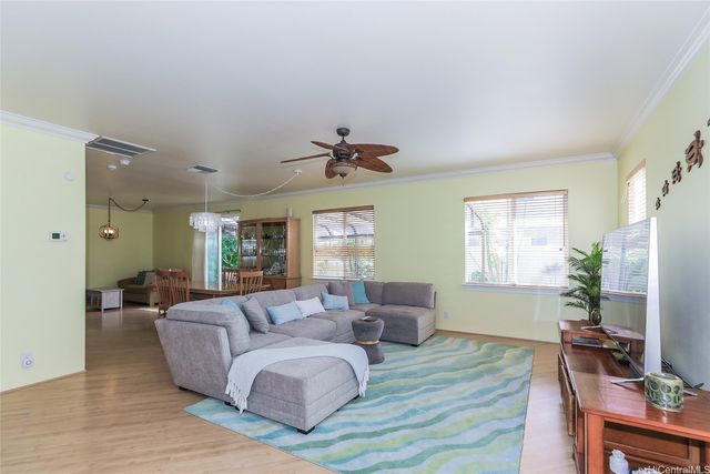 379 Ainahou Street, Honolulu, HI 96825