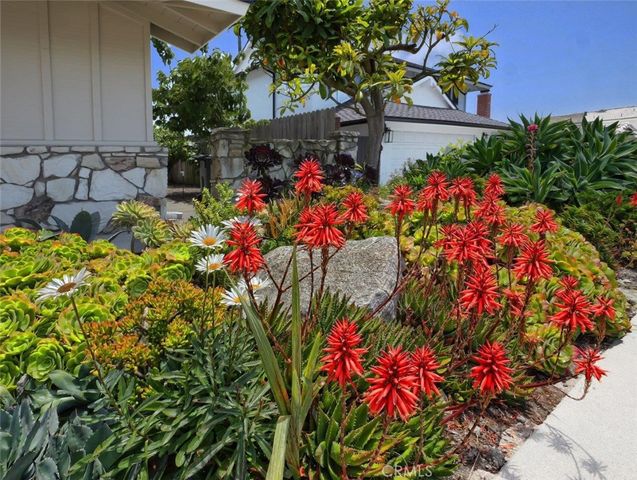 5716 Sunmist Drive, Rancho Palos Verdes, CA 90275