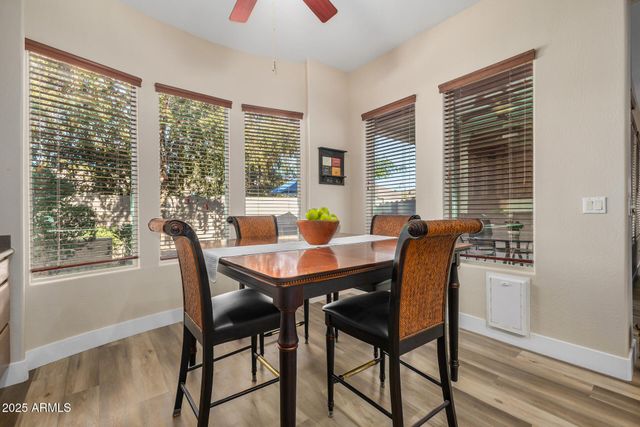 1836 E DESERT Lane, Phoenix, AZ 85042