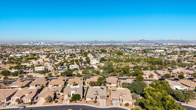 1836 E DESERT Lane, Phoenix, AZ 85042