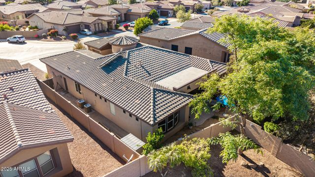 1836 E DESERT Lane, Phoenix, AZ 85042