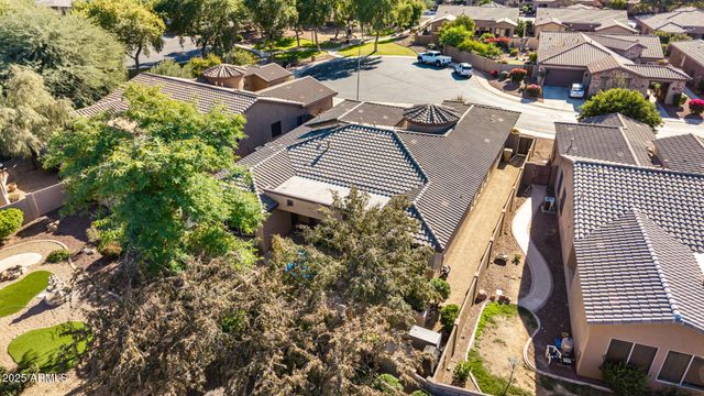 1836 E DESERT Lane, Phoenix, AZ 85042