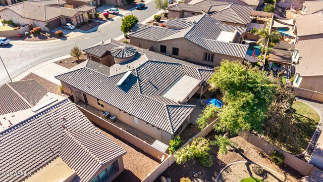 1836 E DESERT Lane, Phoenix, AZ 85042