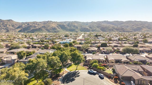 1836 E DESERT Lane, Phoenix, AZ 85042