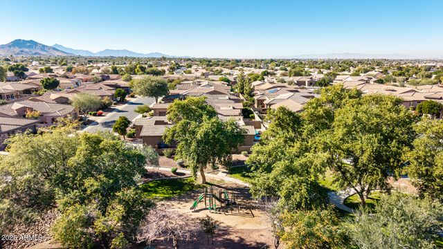 1836 E DESERT Lane, Phoenix, AZ 85042