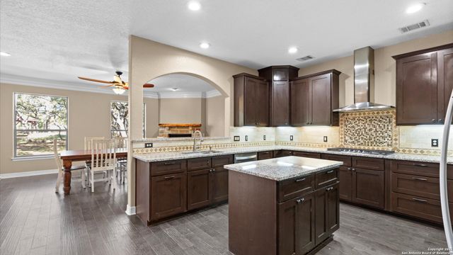 1508 Havenwood, New Braunfels, TX 78132