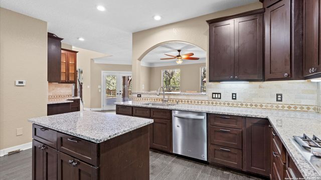 1508 Havenwood, New Braunfels, TX 78132