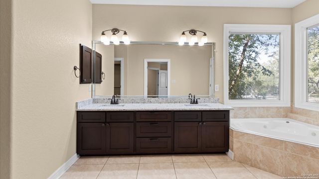 1508 Havenwood, New Braunfels, TX 78132