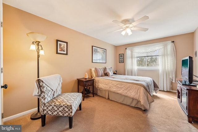 427 BRIDGE ST, Collegeville, PA 19426