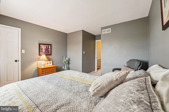 427 BRIDGE ST, Collegeville, PA 19426