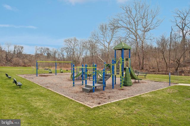 427 BRIDGE ST, Collegeville, PA 19426