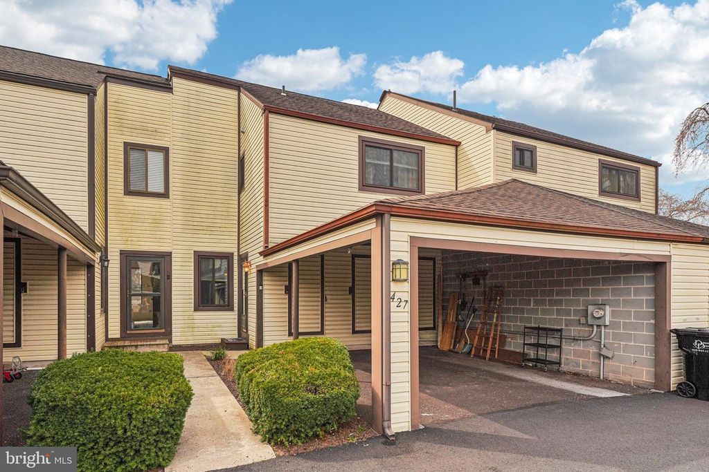 427 BRIDGE ST, Collegeville, PA 19426