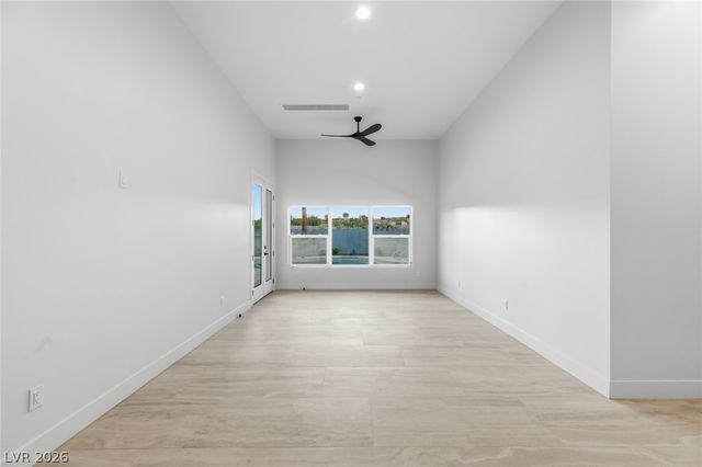 316 Lacy Lane, Las Vegas, NV 89107