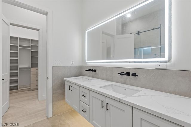 316 Lacy Lane, Las Vegas, NV 89107