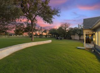 915 Biscayne ST, Lakeway, TX 78734