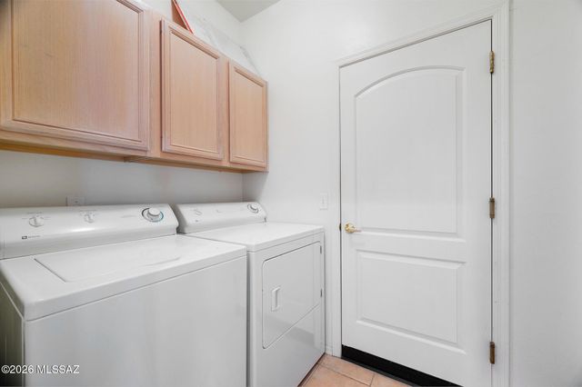 3809 S Camino Del Golfista, Green Valley, AZ 85614