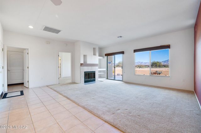 3809 S Camino Del Golfista, Green Valley, AZ 85614