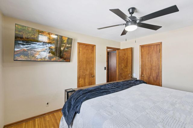 111 Sunrise Avenue N, New Prague, MN 56071