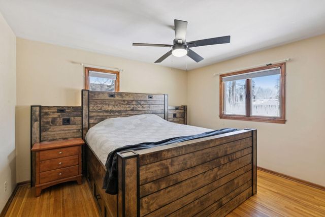 111 Sunrise Avenue N, New Prague, MN 56071