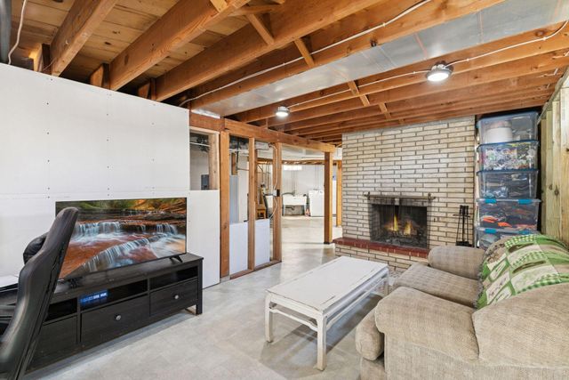 111 Sunrise Avenue N, New Prague, MN 56071