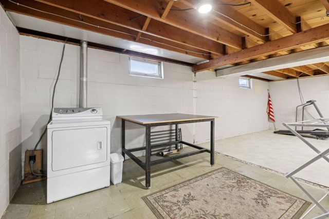 111 Sunrise Avenue N, New Prague, MN 56071