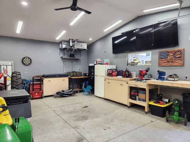 111 Sunrise Avenue N, New Prague, MN 56071