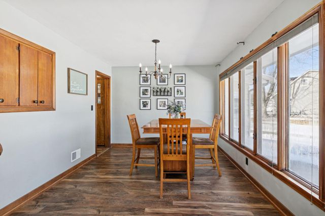 111 Sunrise Avenue N, New Prague, MN 56071