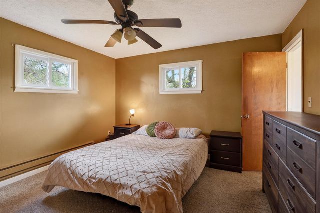 392 Hickory Lane, Washington Court House, OH 43160