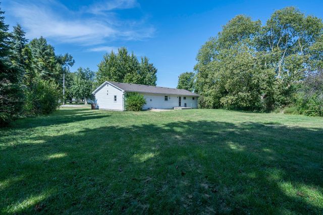 392 Hickory Lane, Washington Court House, OH 43160