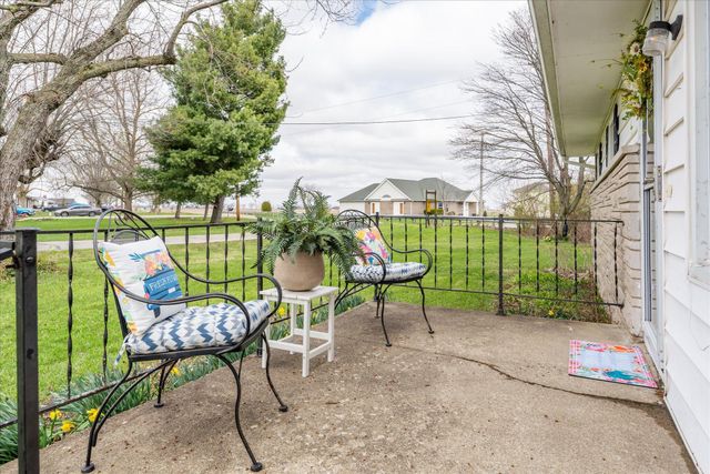 392 Hickory Lane, Washington Court House, OH 43160